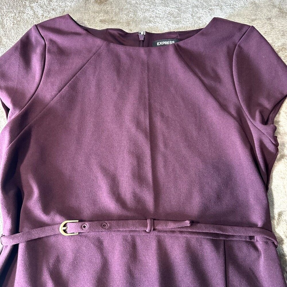 EXPRESS Burgundy Classic Cap Sleeve Slit Pencil Dress Large Fitted Cocktail